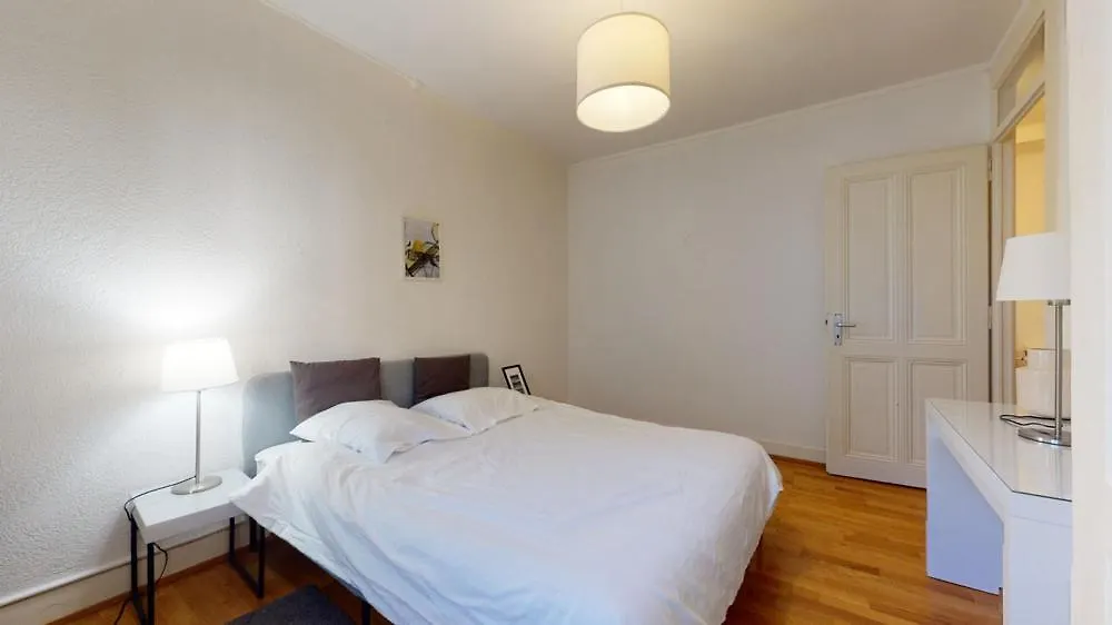 Very Nice Apartment In Les Paquis Close To The Famous Jet D'Eau ジュネーブ スイス